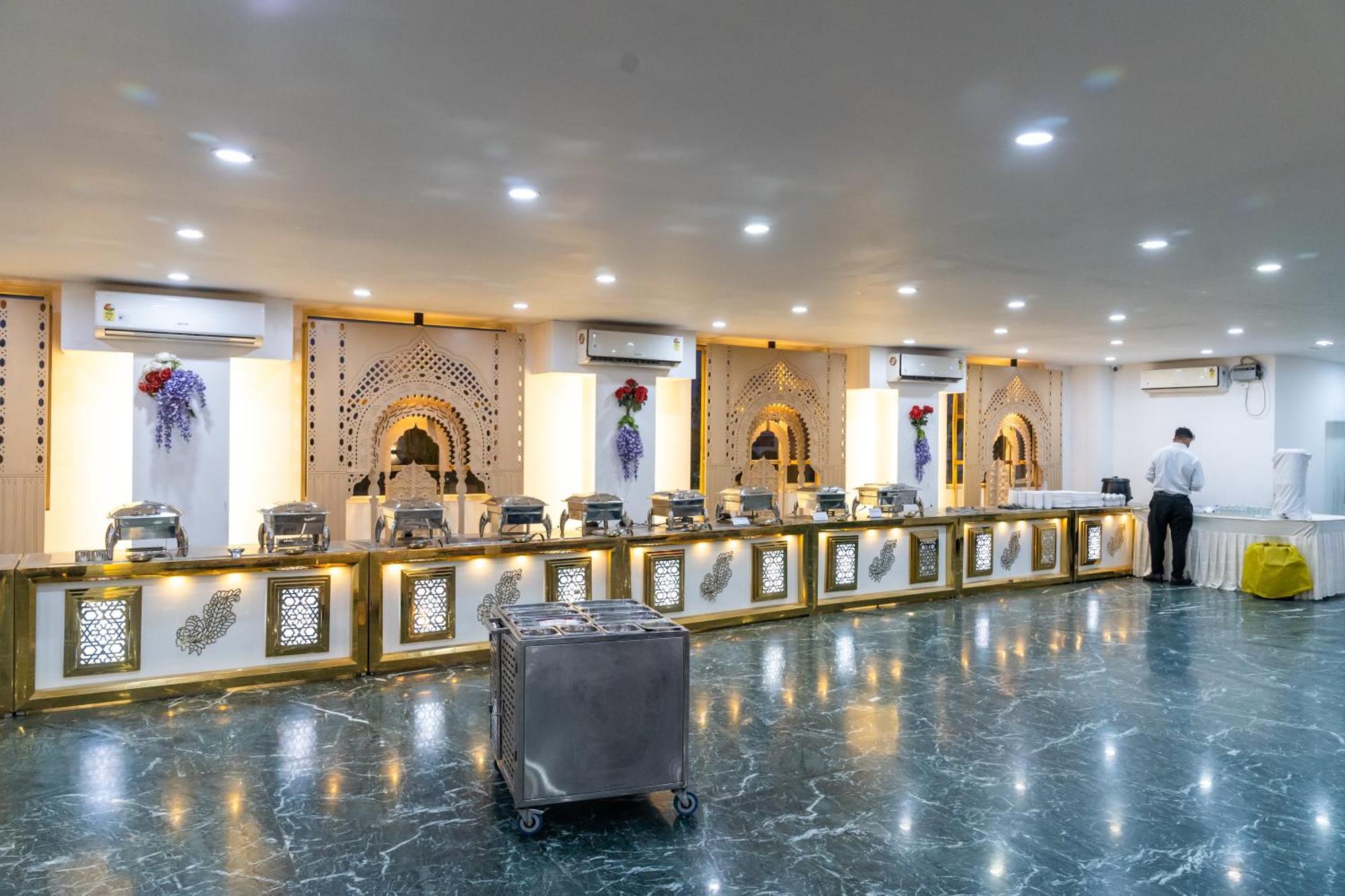 Height View Residency Hotel Dehradun Bagian luar foto